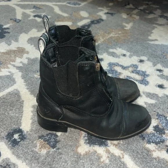 ARIAT kids HERITAGE IV ZIP PADDOCK ENGLISH RIDING BOOTS size 12 - Picture 2 of 8